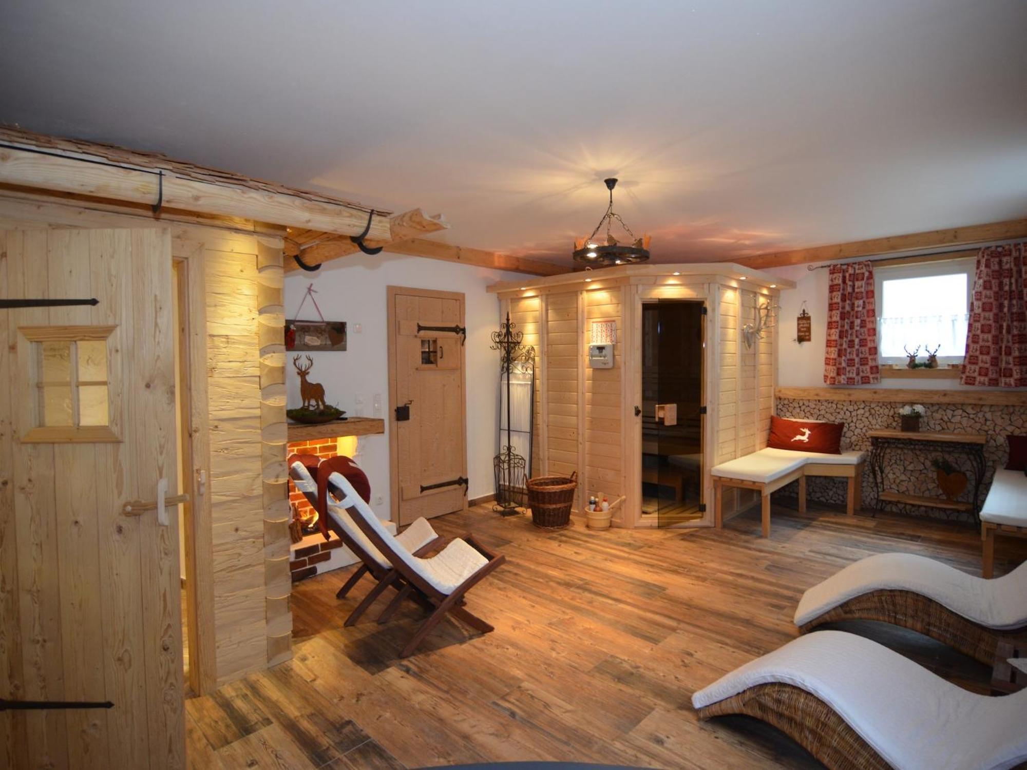 Alluring Holiday Home In Ubersee With Whirlpool Eksteriør bilde