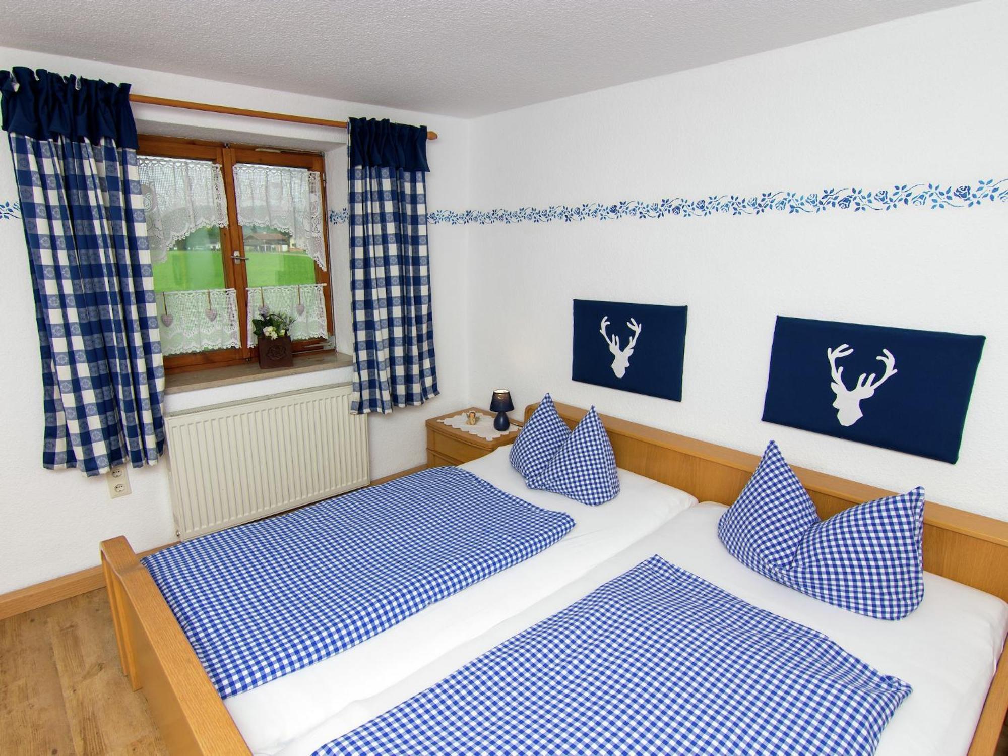Alluring Holiday Home In Ubersee With Whirlpool Eksteriør bilde
