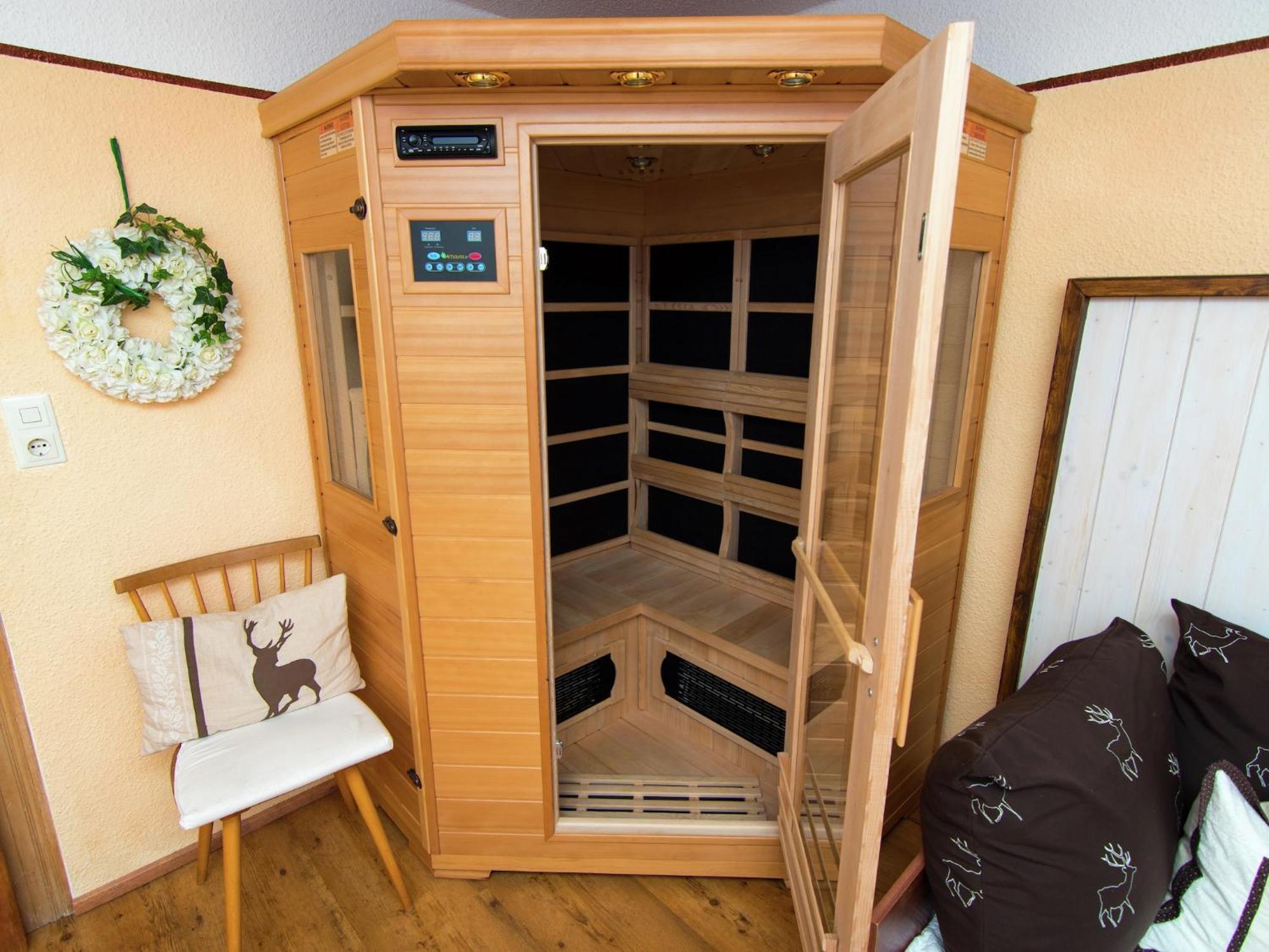 Alluring Holiday Home In Ubersee With Whirlpool Eksteriør bilde