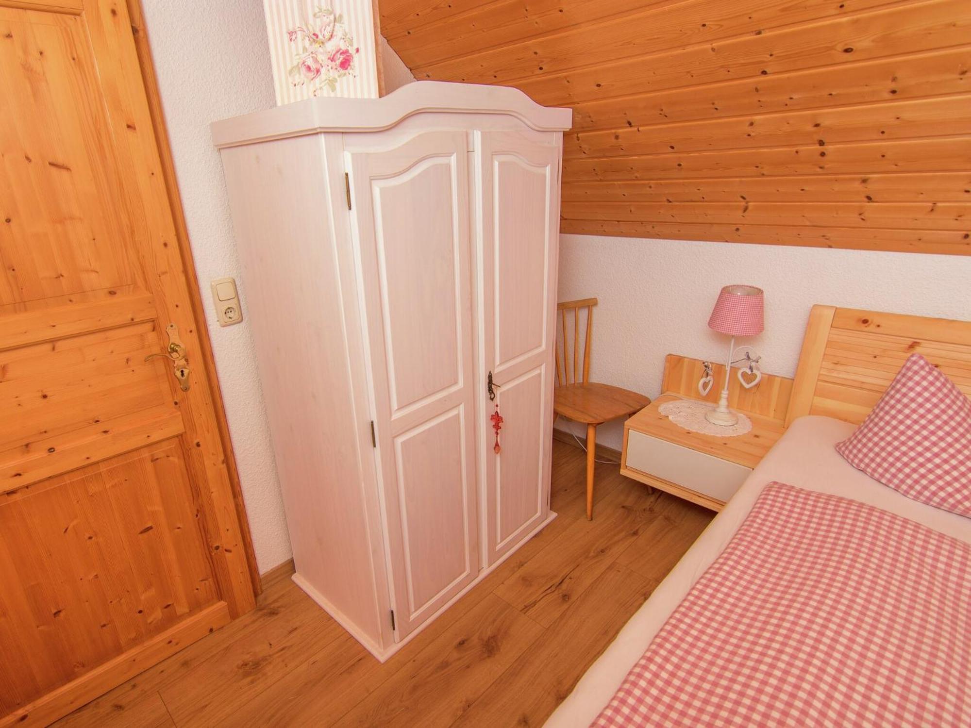 Alluring Holiday Home In Ubersee With Whirlpool Eksteriør bilde