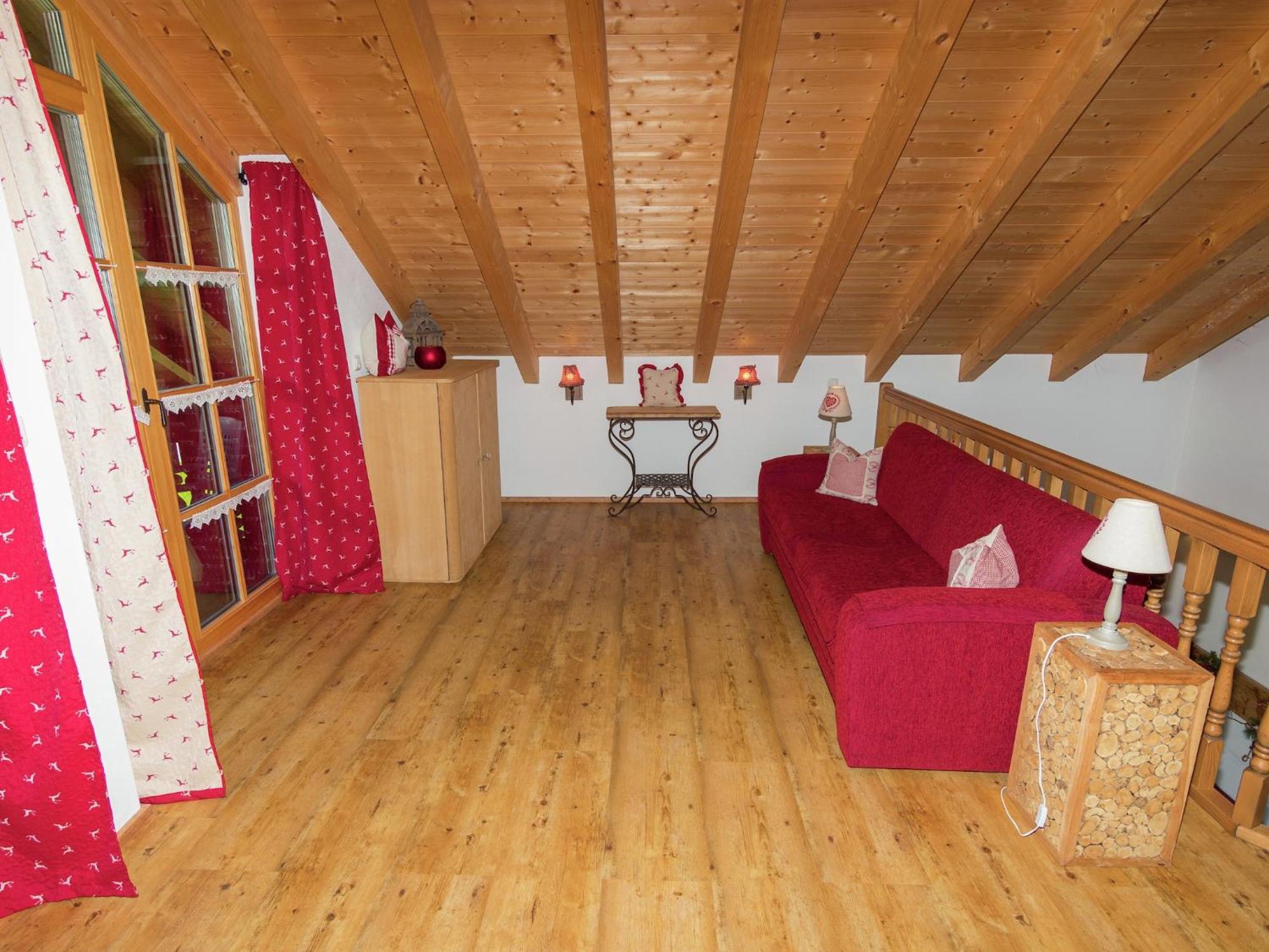 Alluring Holiday Home In Ubersee With Whirlpool Eksteriør bilde